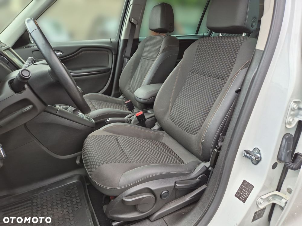 Opel Zafira - 9
