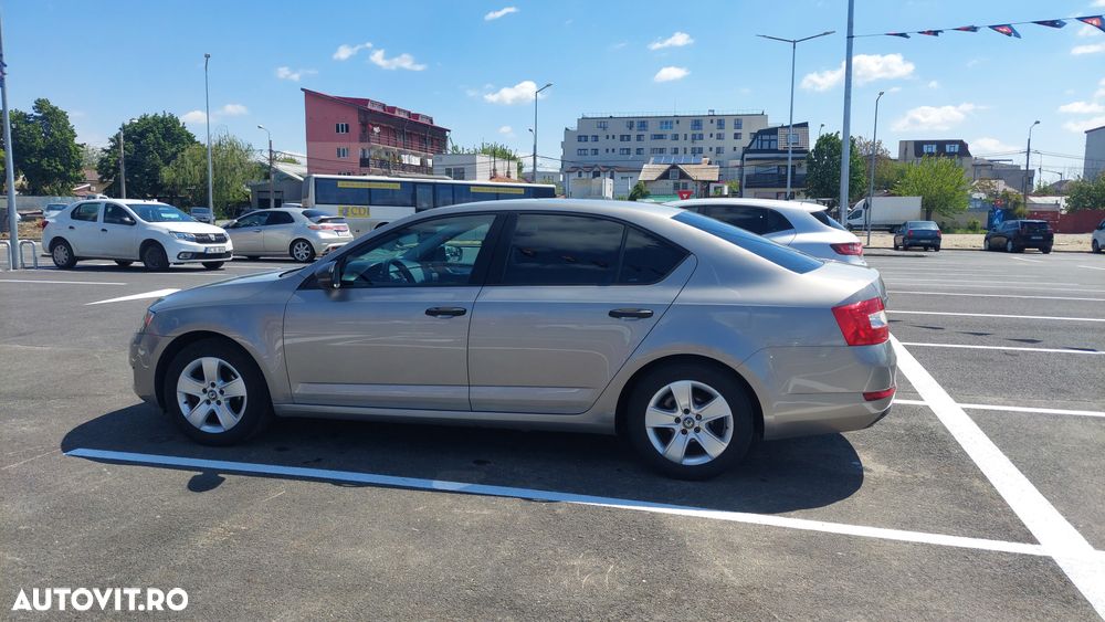 Skoda Octavia 1.6 TDI Ambition - 3