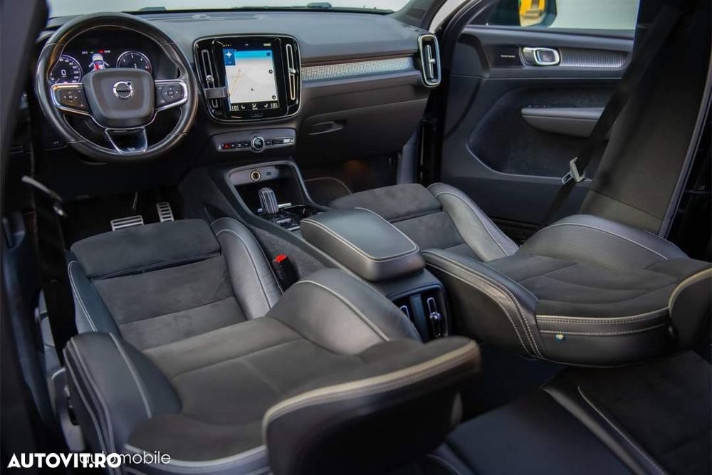 Volvo XC 40 - 18