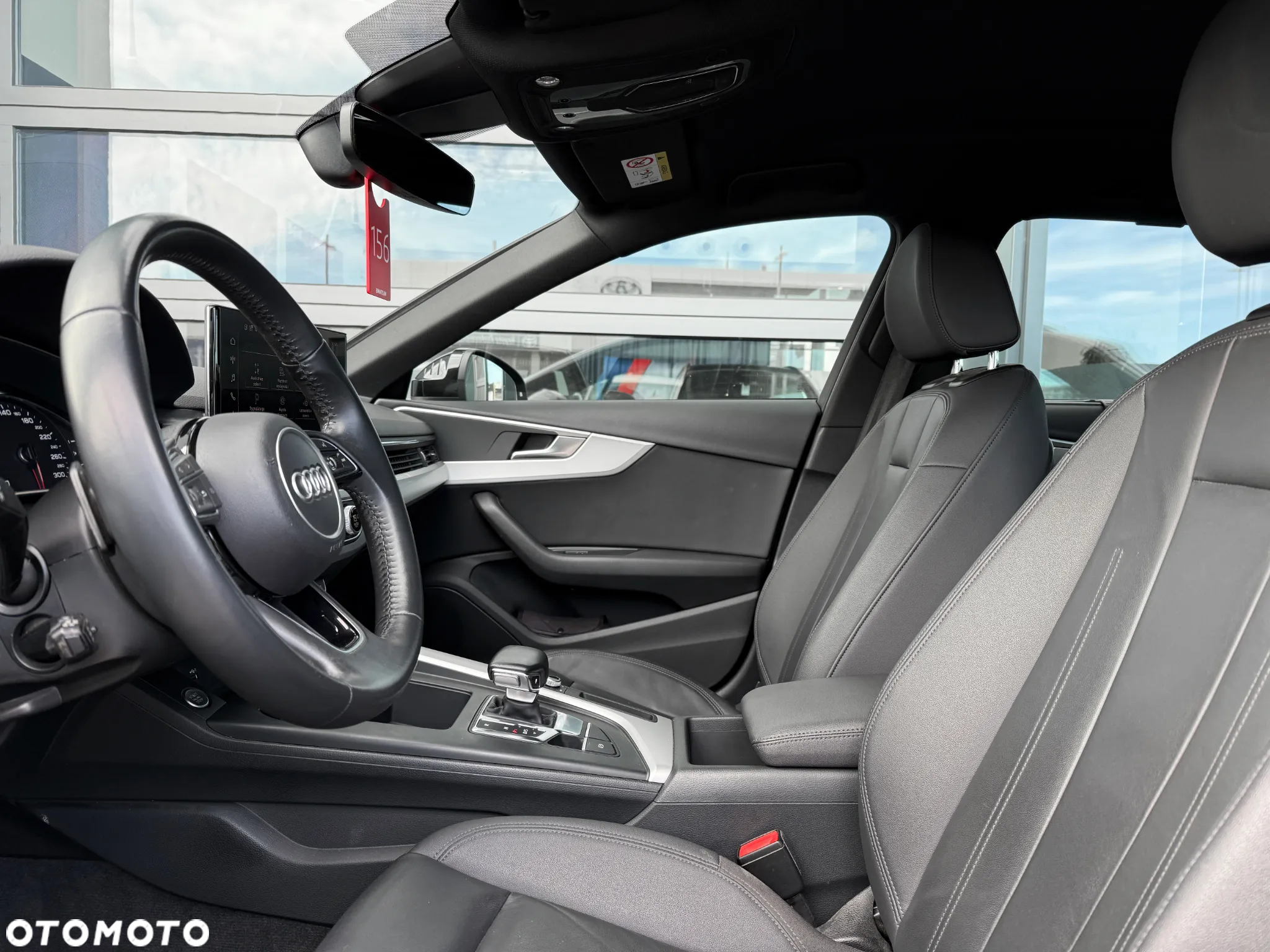 Audi A4 Avant 40 TDI S tronic - 27