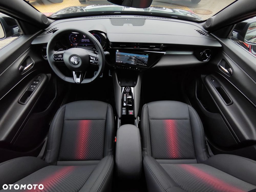 Alfa Romeo Junior 1.2 mHEV Ibrida Speciale eDCT - 13