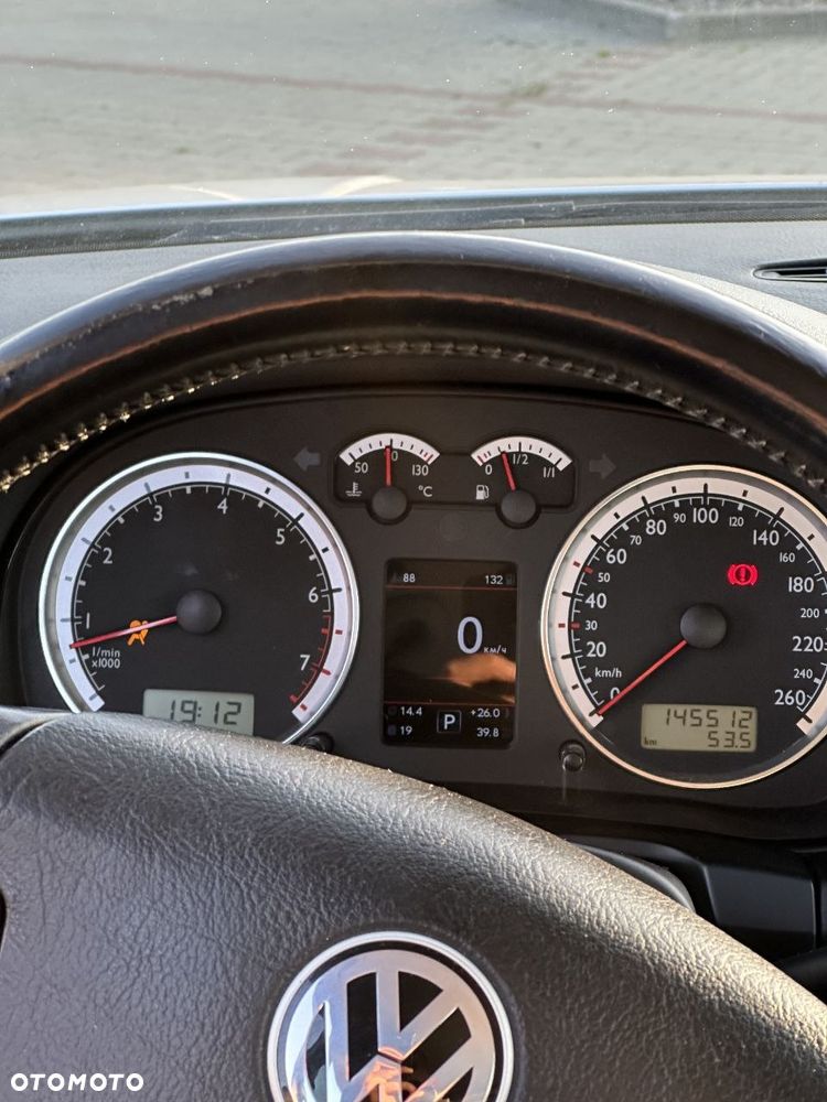 Volkswagen Golf 2.0 Highline - 13