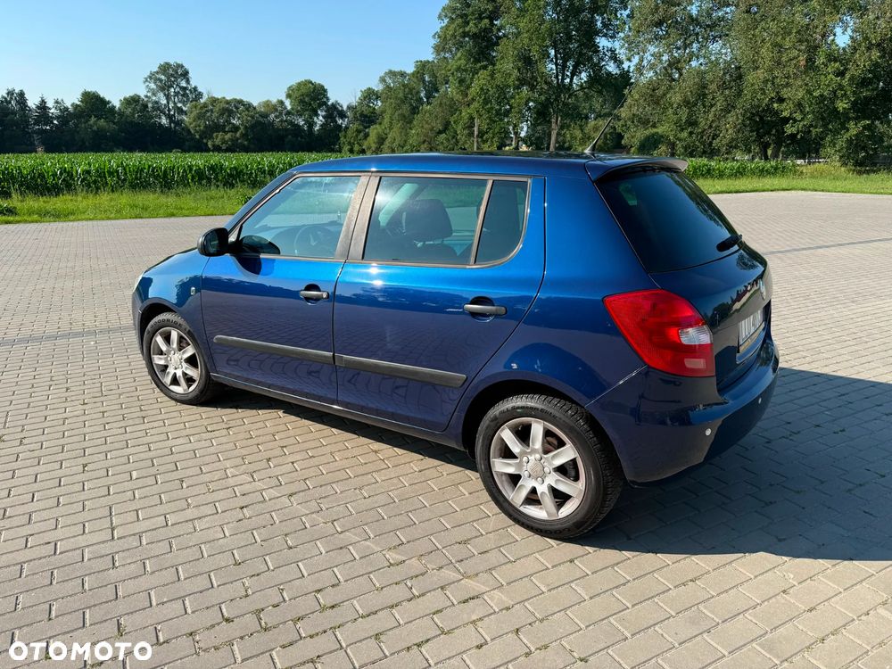 Skoda Fabia 1.4 16V Style - 10