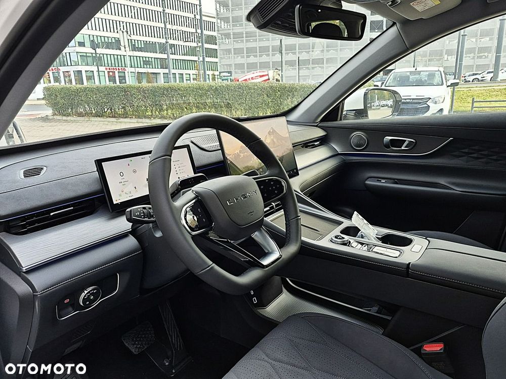 Chery Tiggo 8 - 25