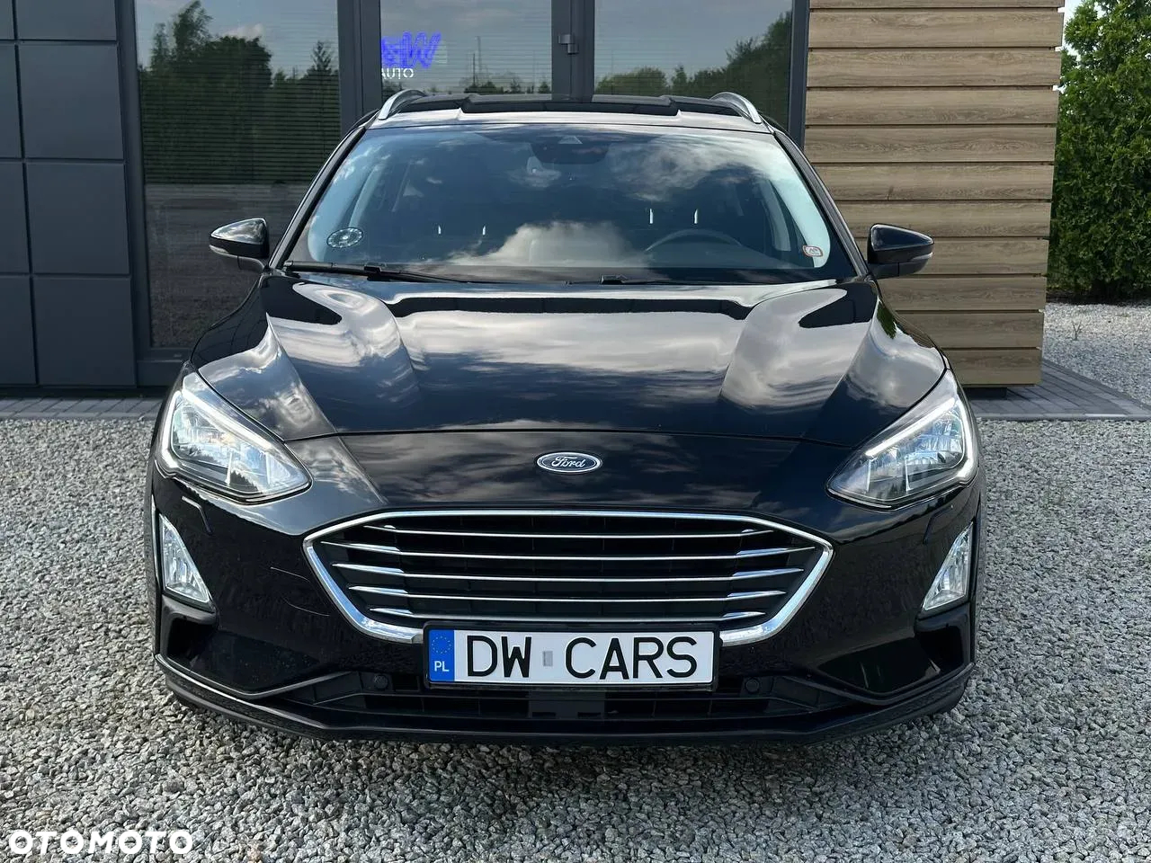 Ford Focus 1.5 EcoBlue Start-Stopp-System TITANIUM DESIGN - 2