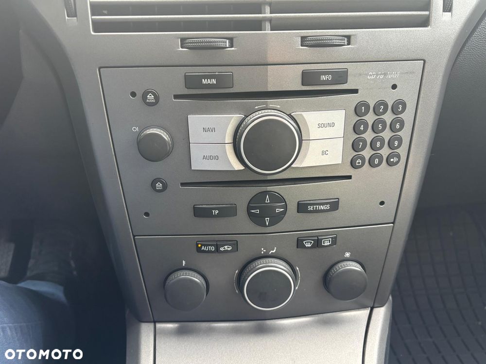 Opel Astra 1.9 CDTI Edition - 19