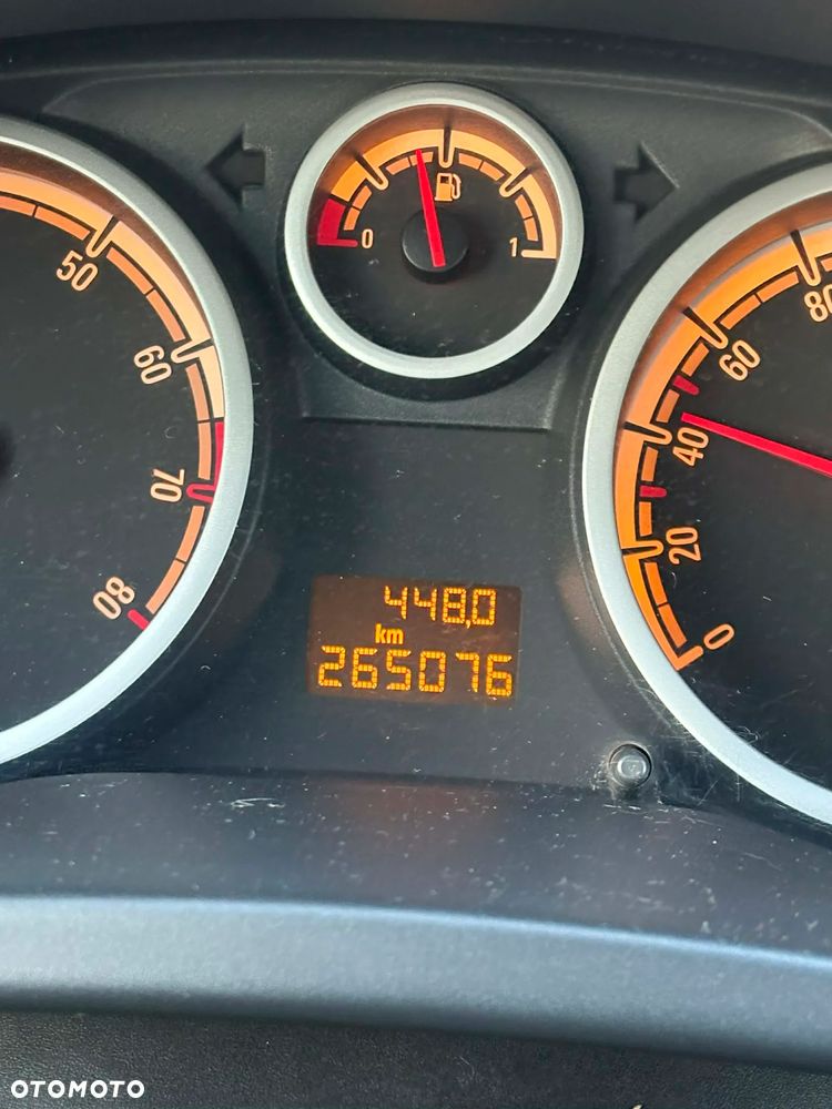 Opel Corsa 1.2 16V - 8