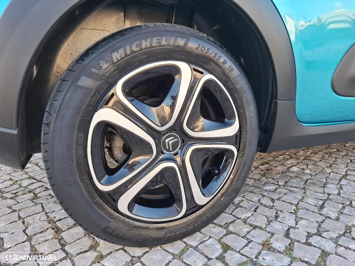 Citroën C3 1.2 PureTech Shine EAT6 - 50