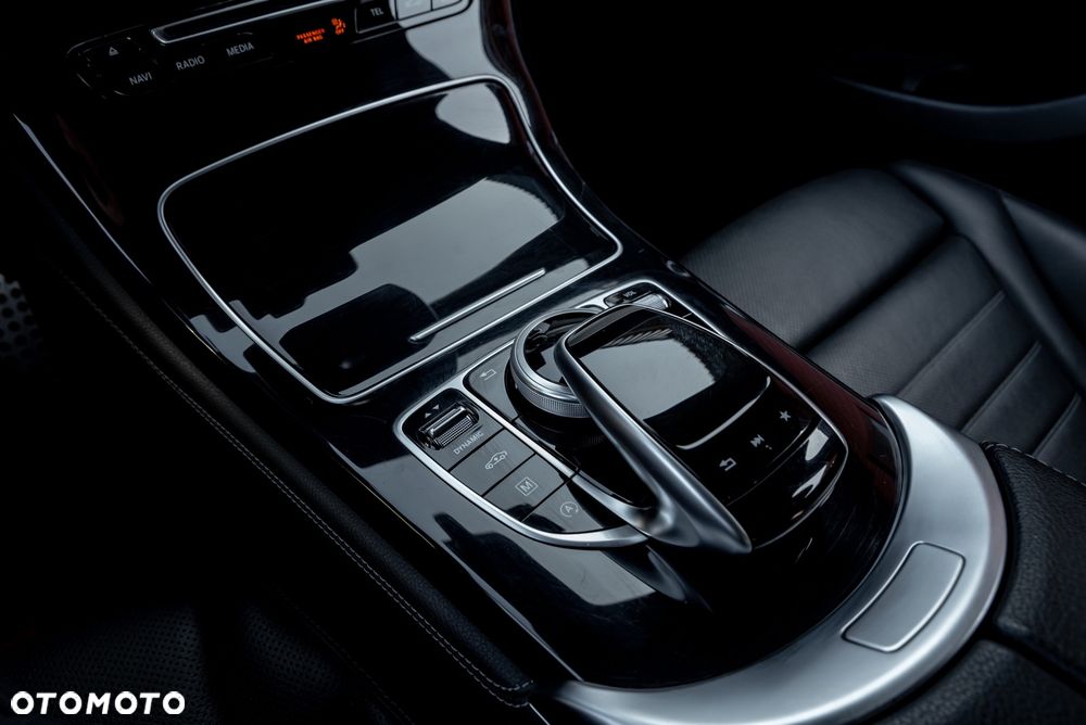 Mercedes-Benz GLC 250 4Matic 9G-TRONIC - 31