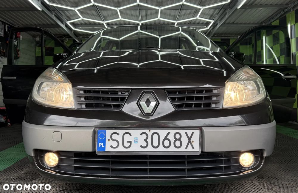 Renault Scenic 2.0 16V Luxe Expression - 4
