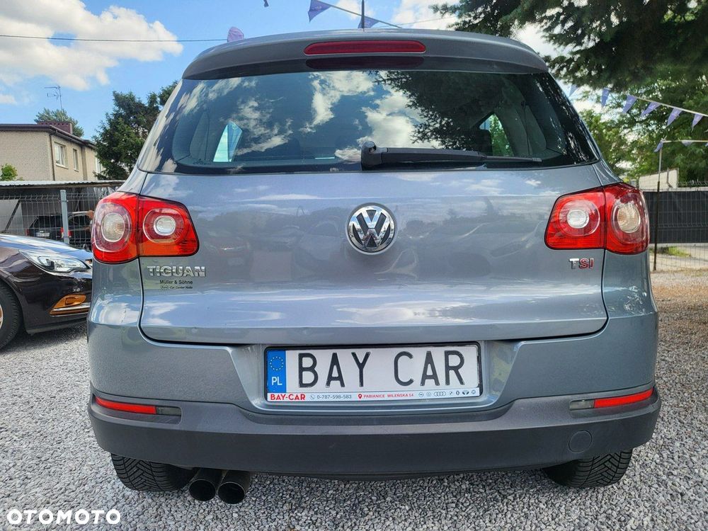 Volkswagen Tiguan - 6