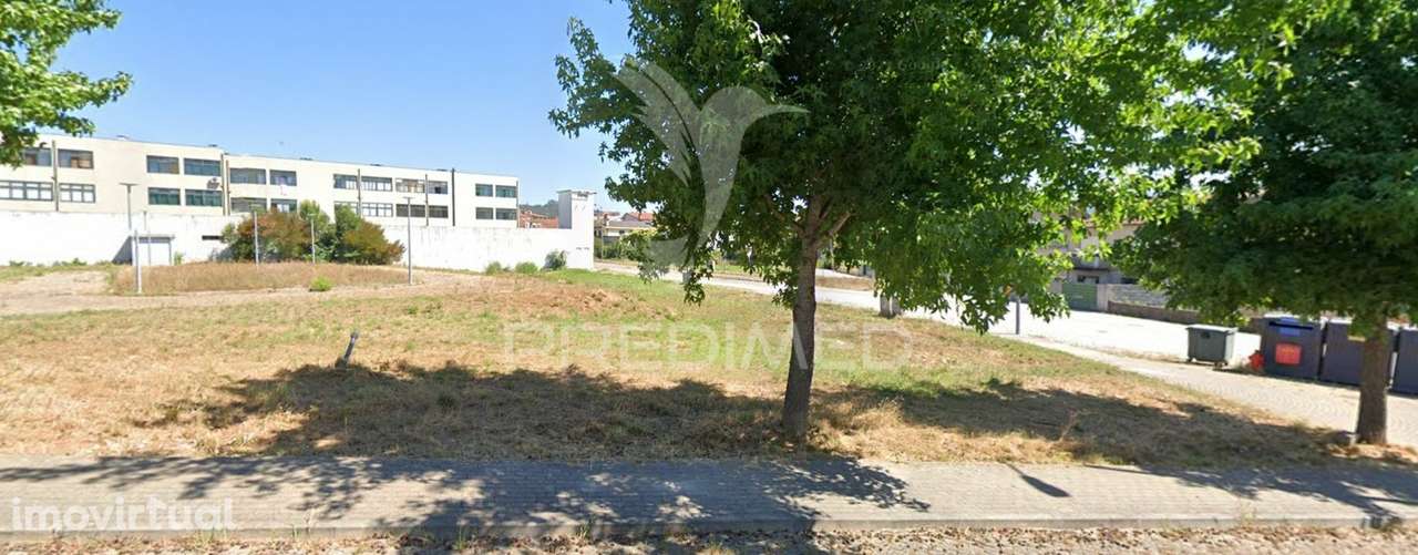 Lote Terreno Prédio Multifamiliar - Grande imagem: 2/4