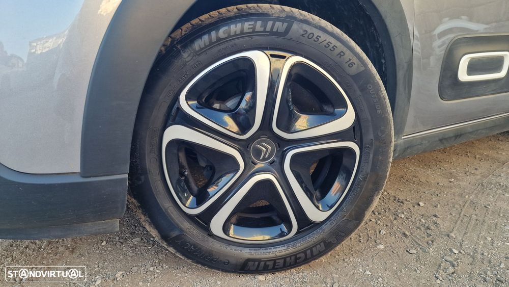 Citroën C3 1.2 PureTech Shine Pack - 10