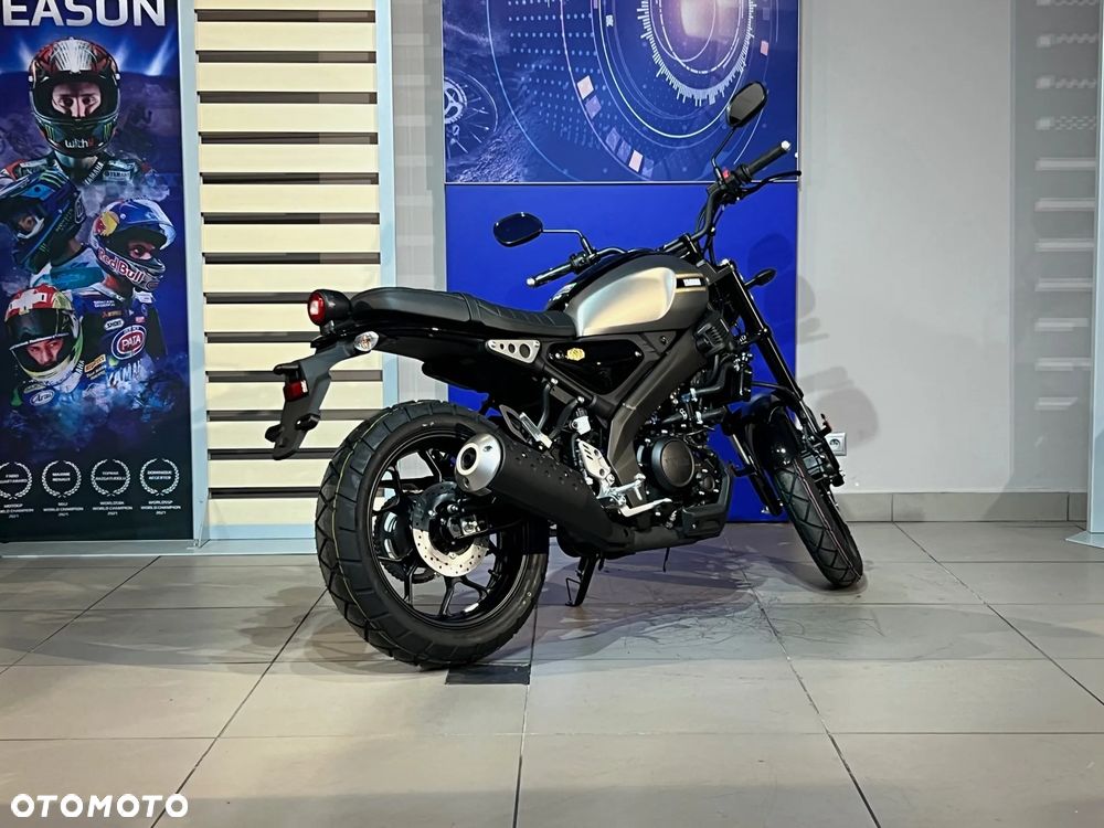 Yamaha XSR - 7