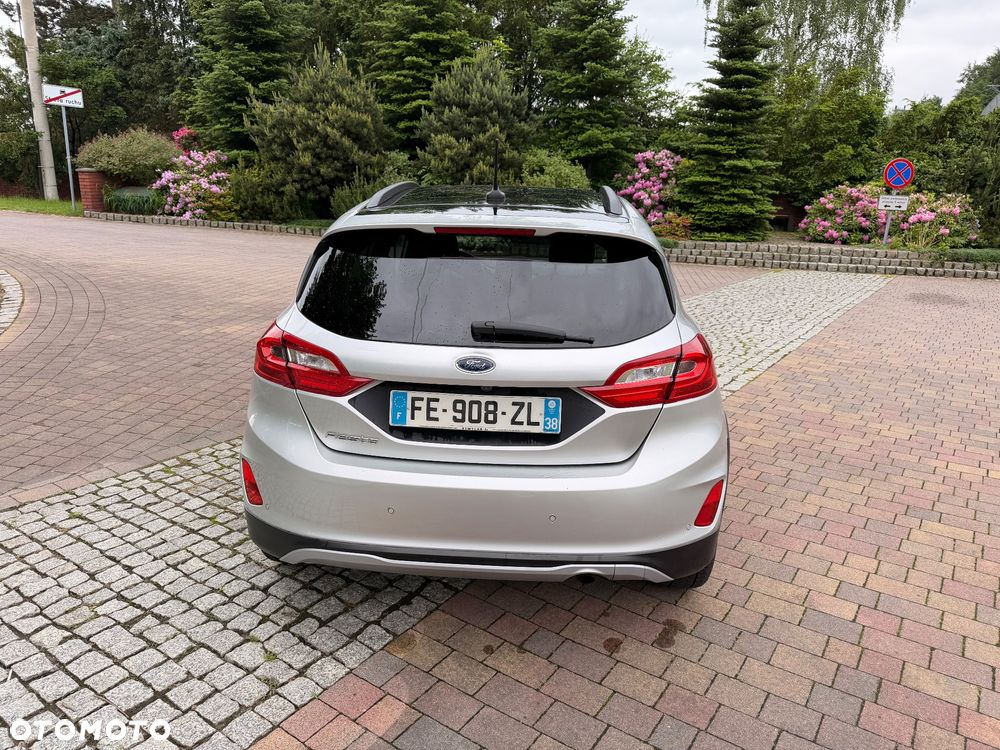 Ford Fiesta - 23