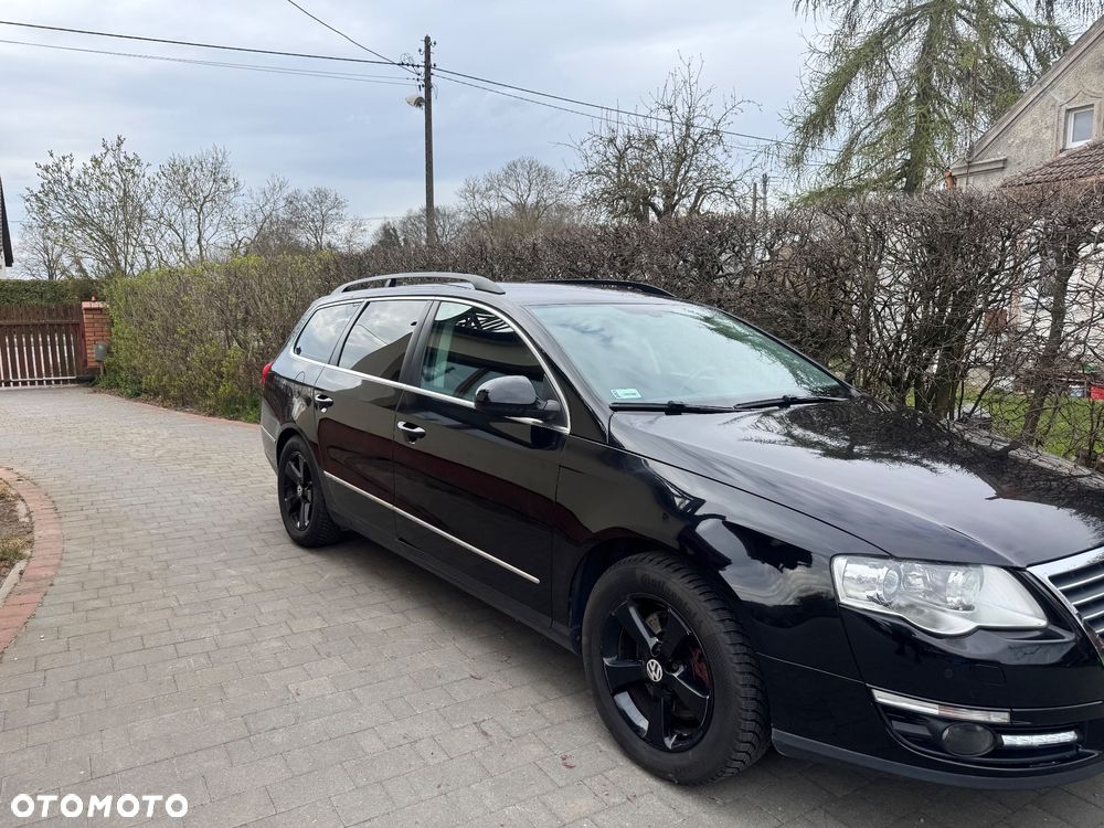 Volkswagen Passat 2.0 TDI DPF DSG Trendline - 23