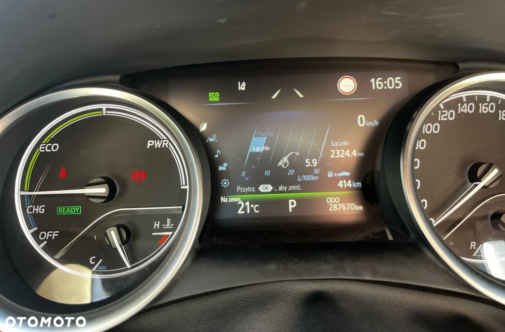 Toyota Camry 2.5 Hybrid Comfort CVT - 8