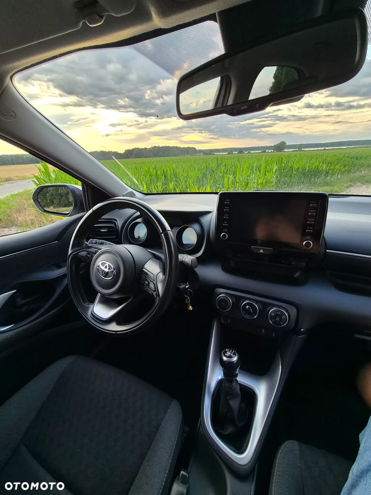 Toyota Yaris 1.5 Comfort - 18