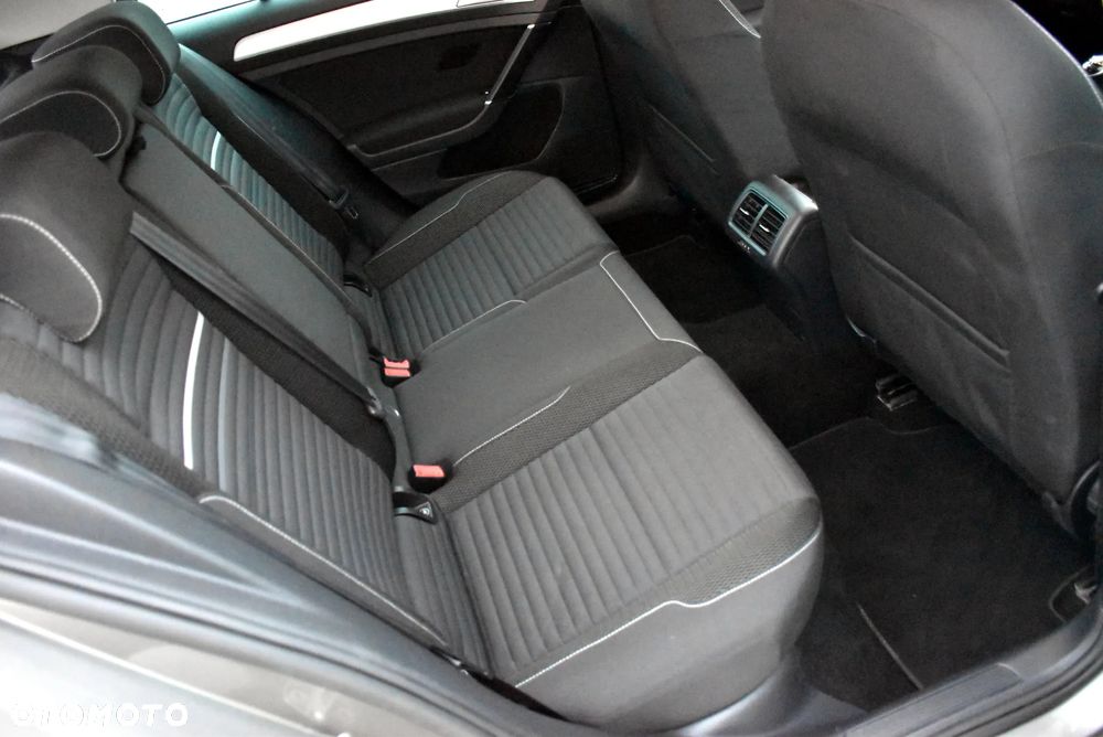 Volkswagen Golf 1.6 TDI BlueMotion Technology Cup - 7