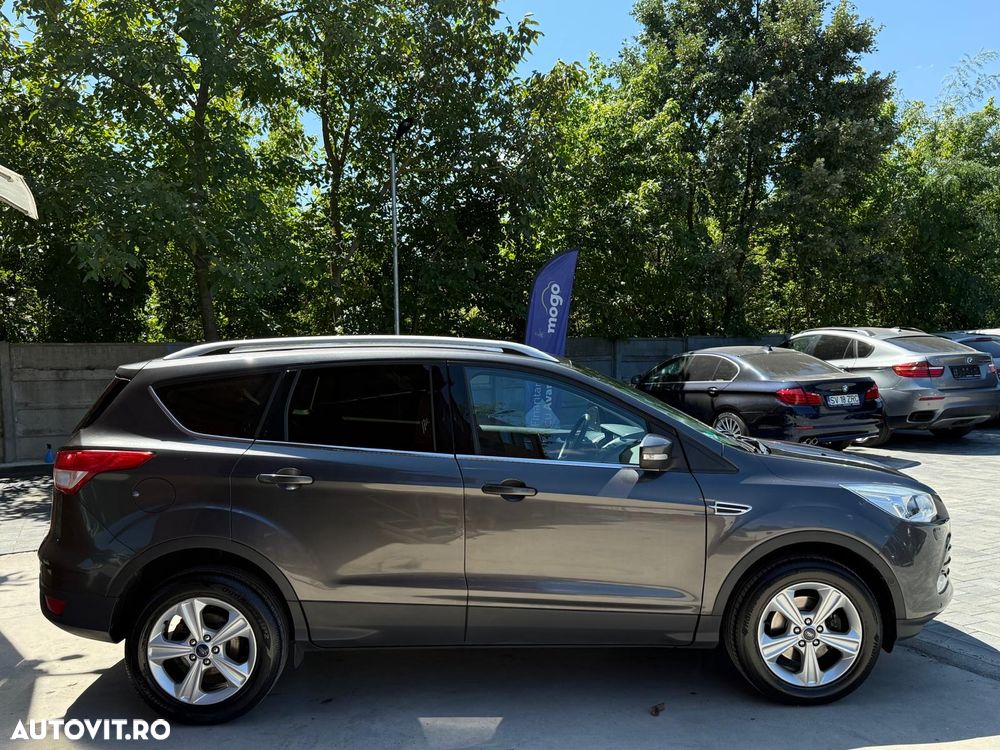Ford Kuga - 32