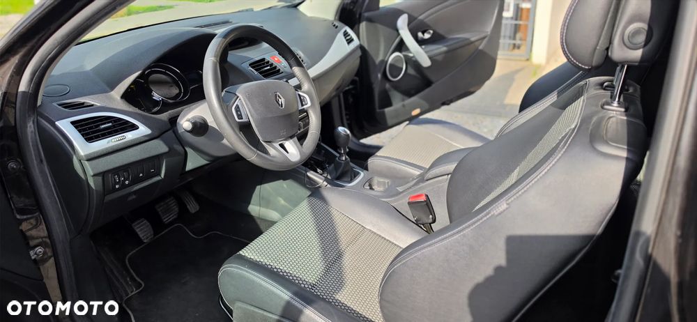 Renault Megane 1.6 16V Dynamique - 9