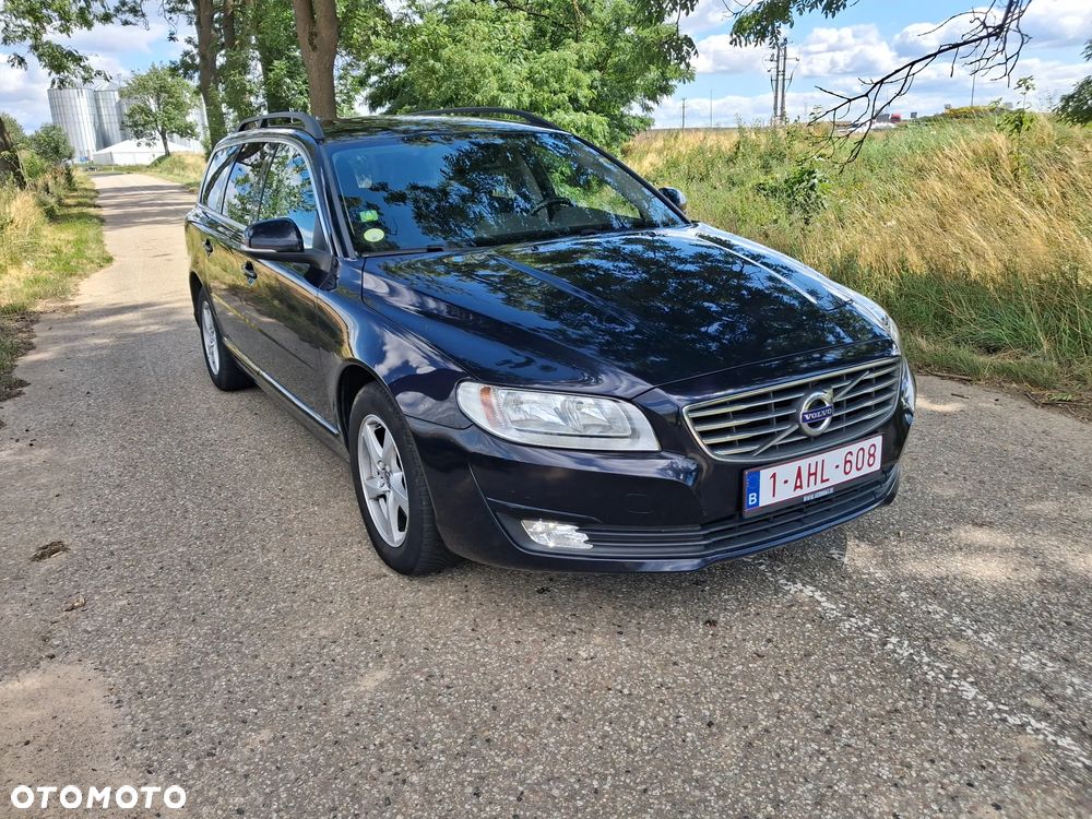 Volvo V70 D2 Momentum - 4