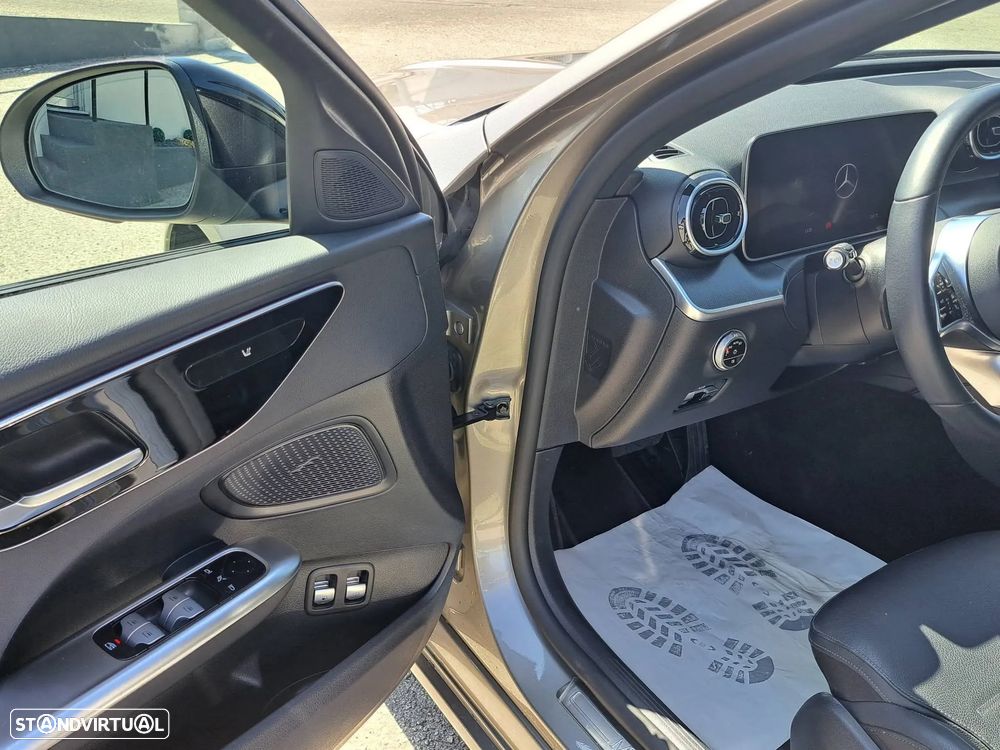 Mercedes-Benz C 300 e 9G-TRONIC Avantgarde - 18