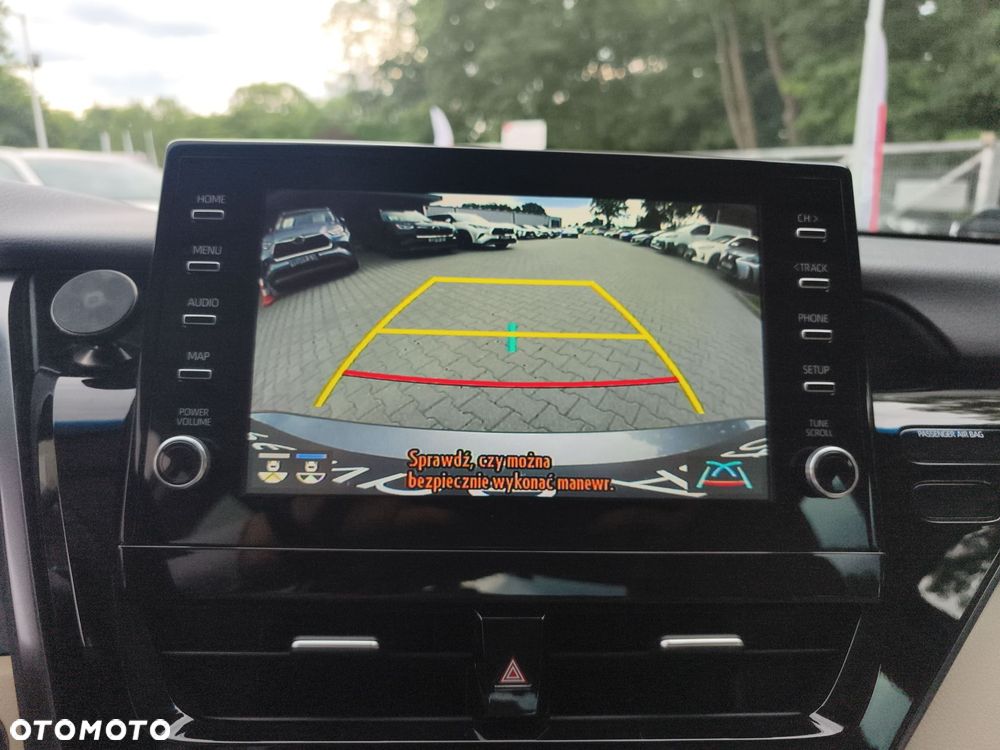 Toyota Camry 2.5 Hybrid Executive CVT - 28