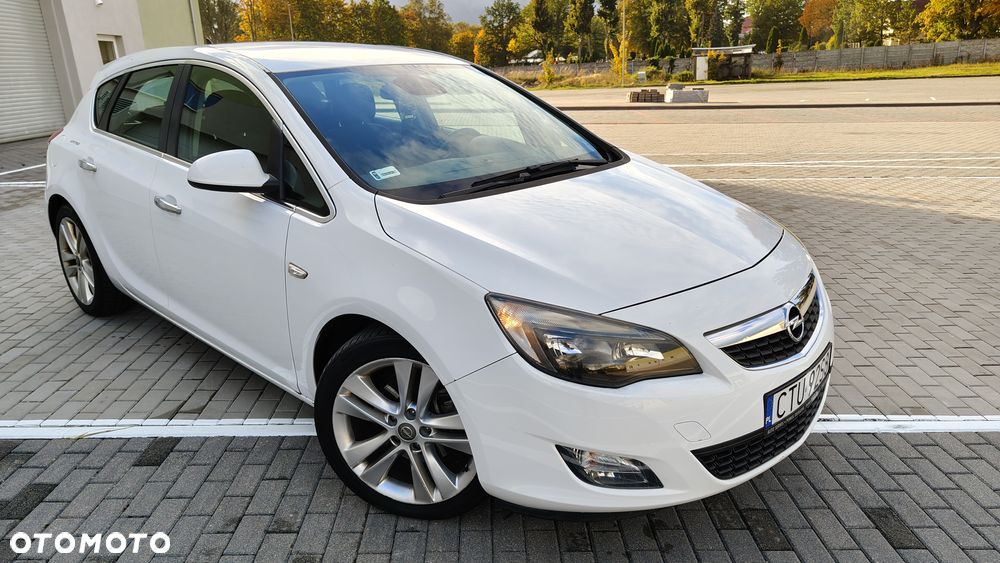 Opel Astra III 1.7 CDTI Cosmo - 12