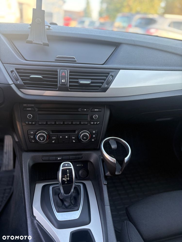 BMW X1 - 10