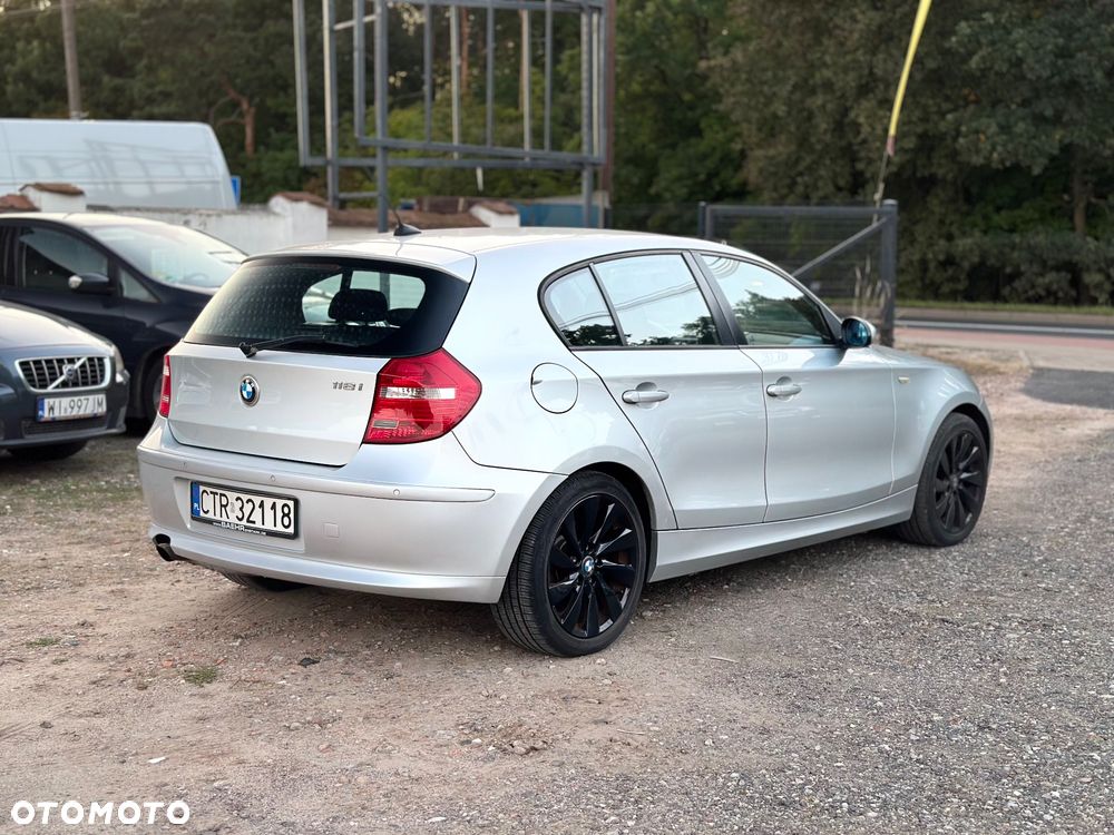 BMW Seria 1 118i - 5