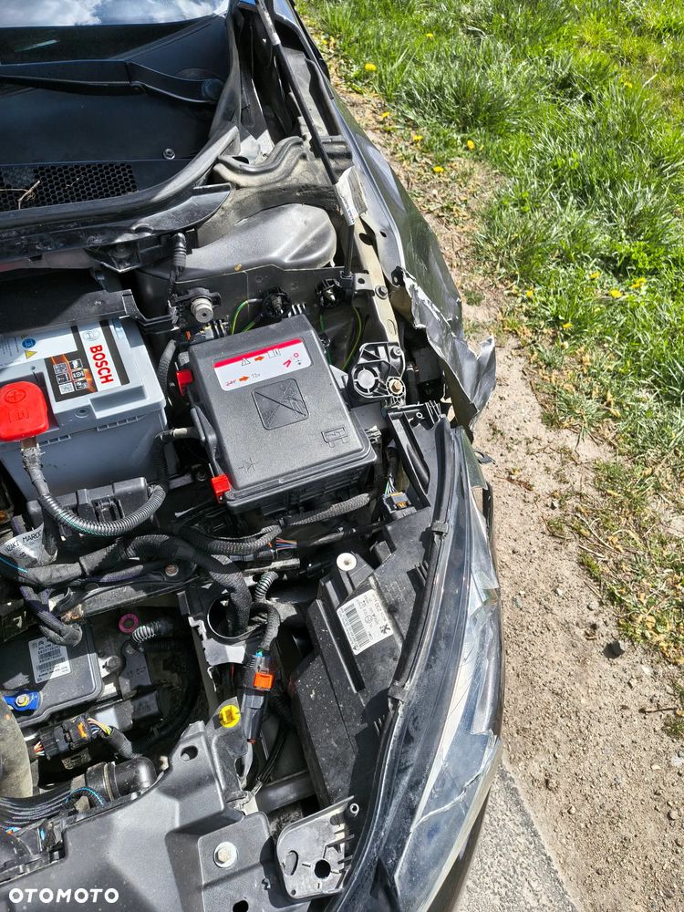 Peugeot 308 BlueHDi 120 EAT6 Stop & Start Active - 7