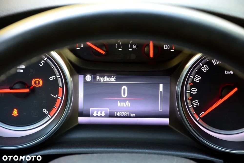Opel Astra 1.4 Turbo Dynamic - 24