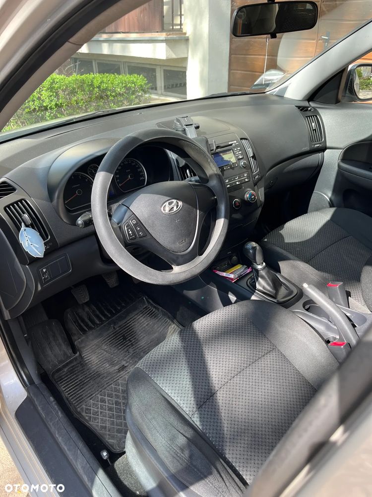 Hyundai i30 1.4 Classic - 10