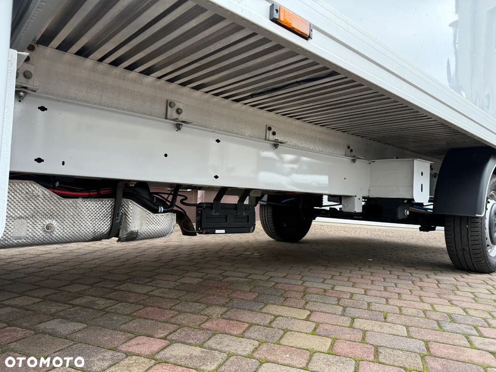 Renault Master Izoterma Winda - 11