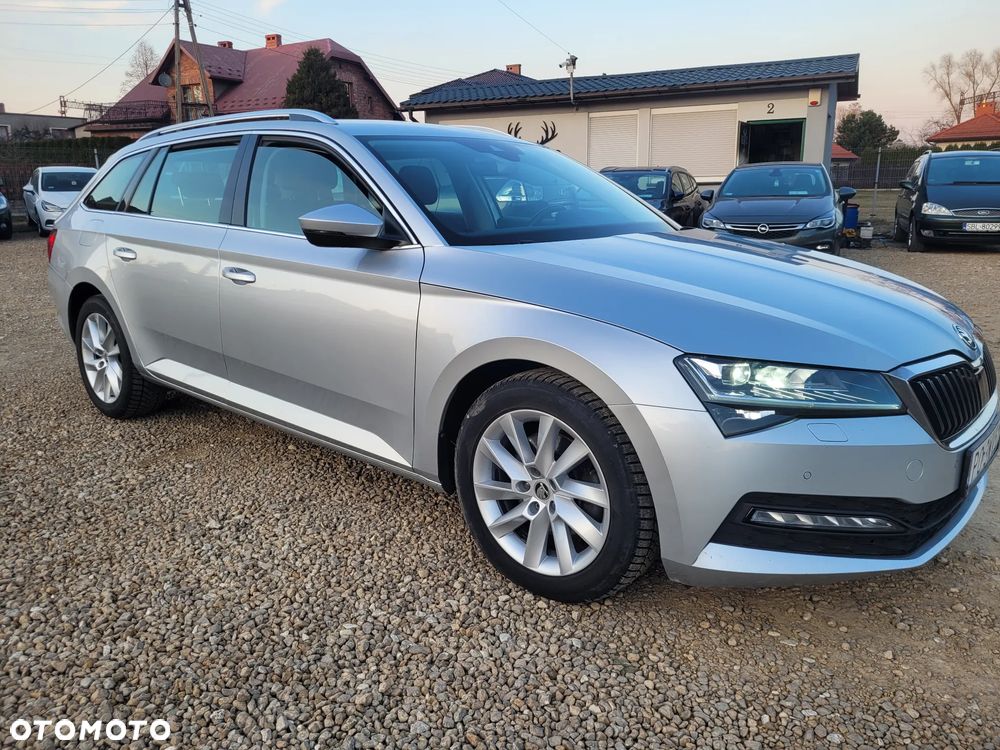 Skoda Superb 2.0 TDI SCR Ambition DSG - 18