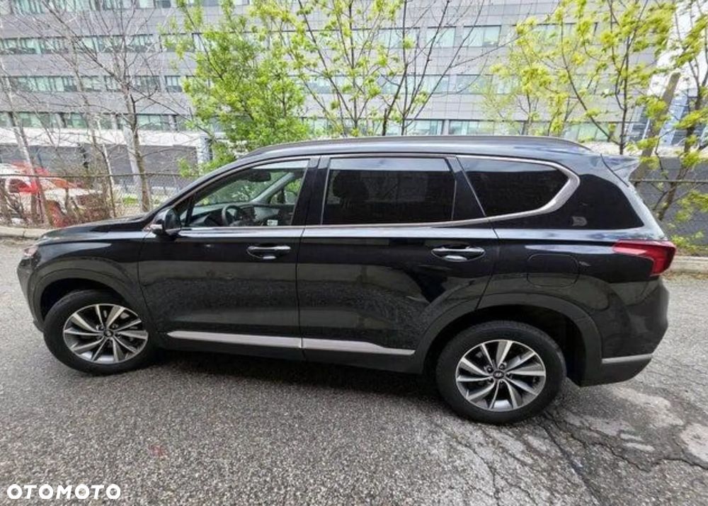Hyundai Santa Fe - 5