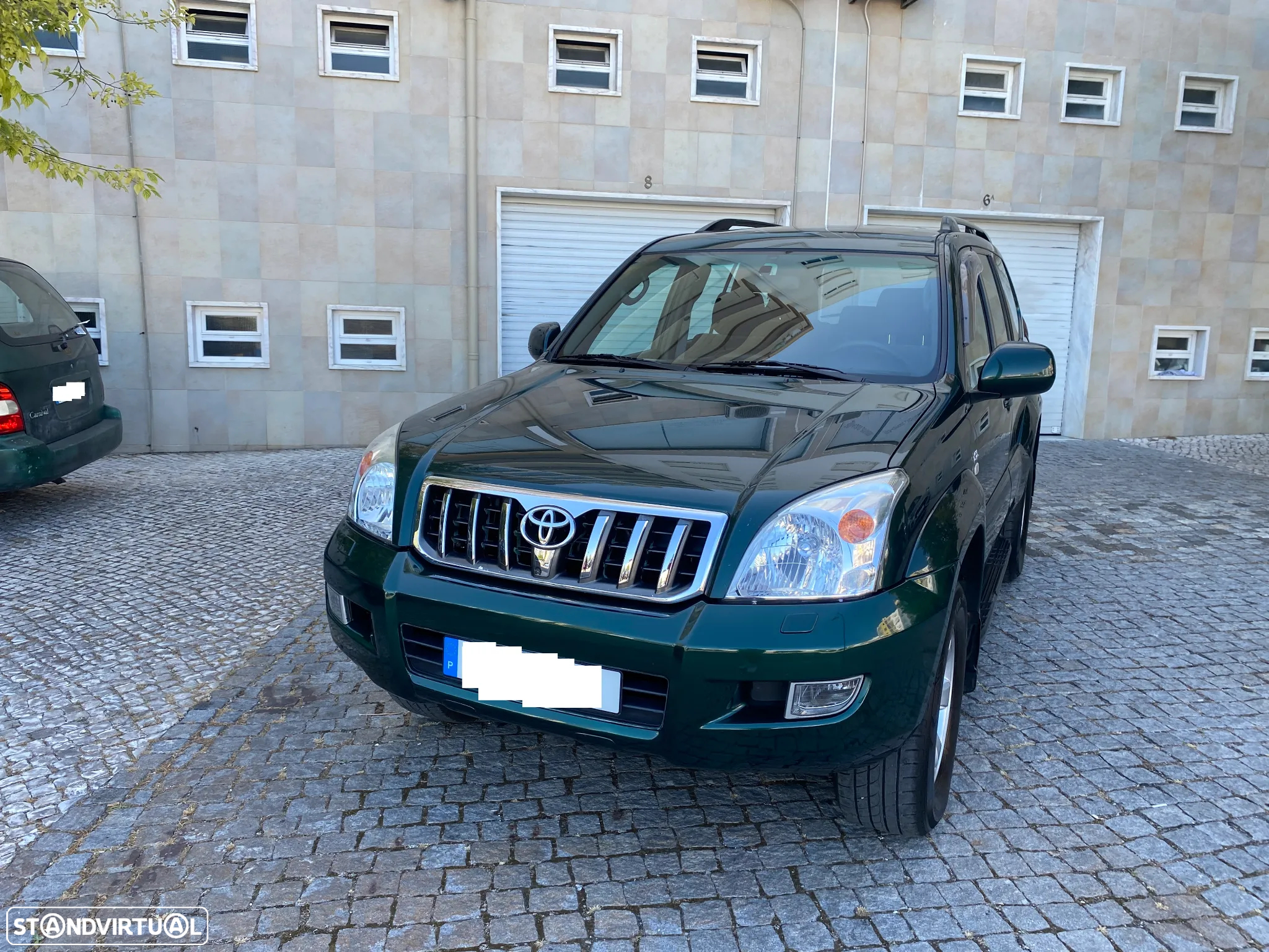 Toyota Land Cruiser D-4D Auto - 2