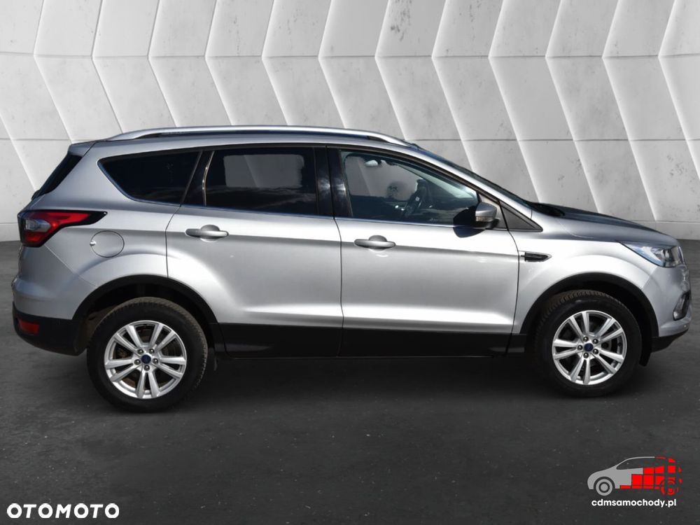 Ford Kuga - 11