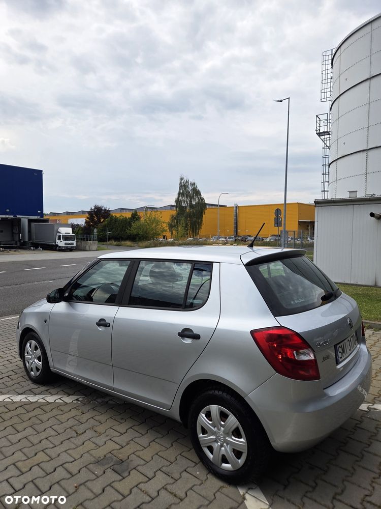 Skoda Fabia - 8