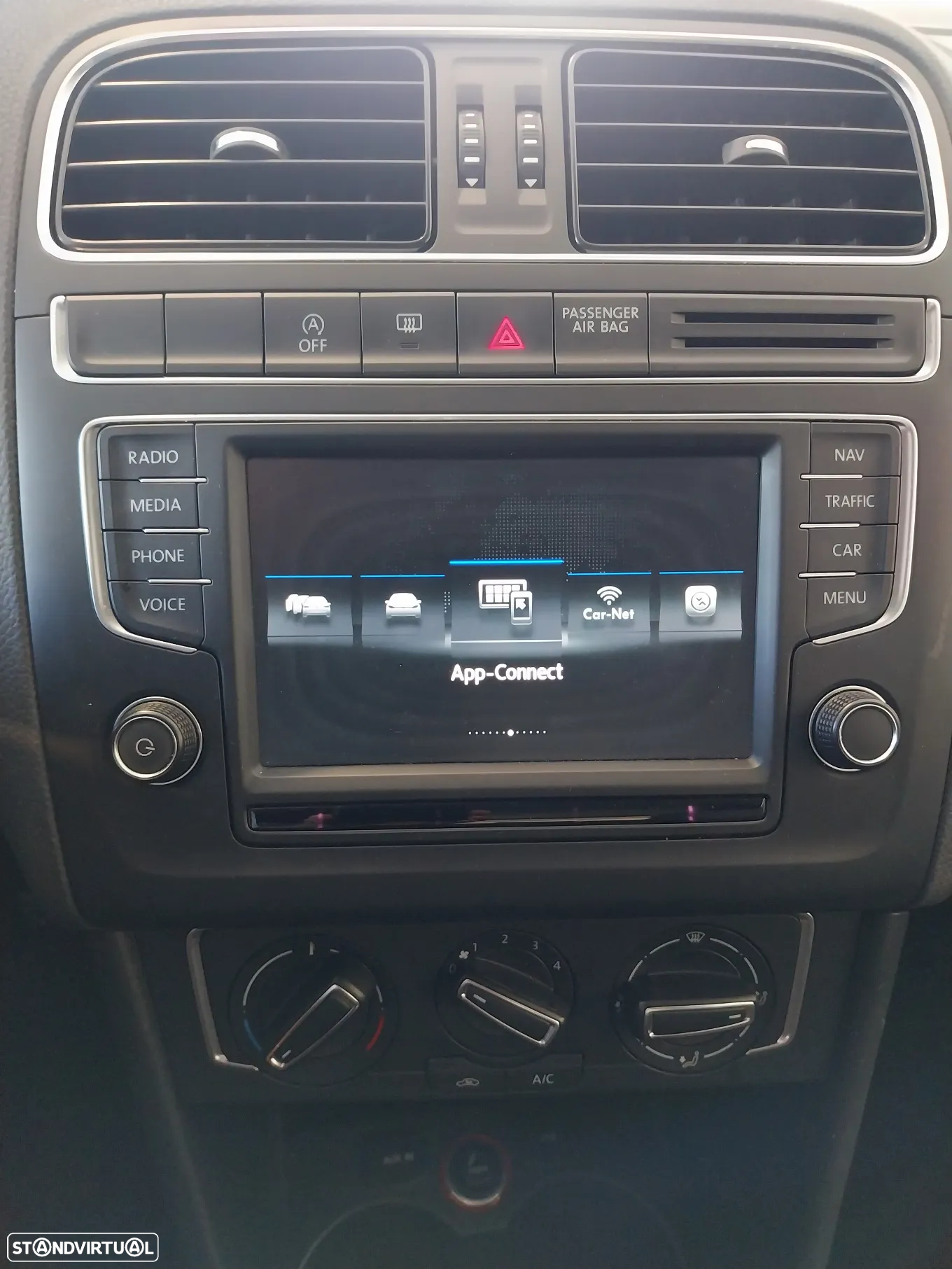 VW Polo 1.0 Confortline Nav - 17