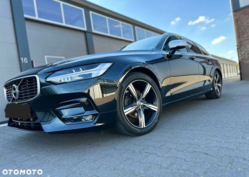 Volvo V90 D4 R-Design - 1