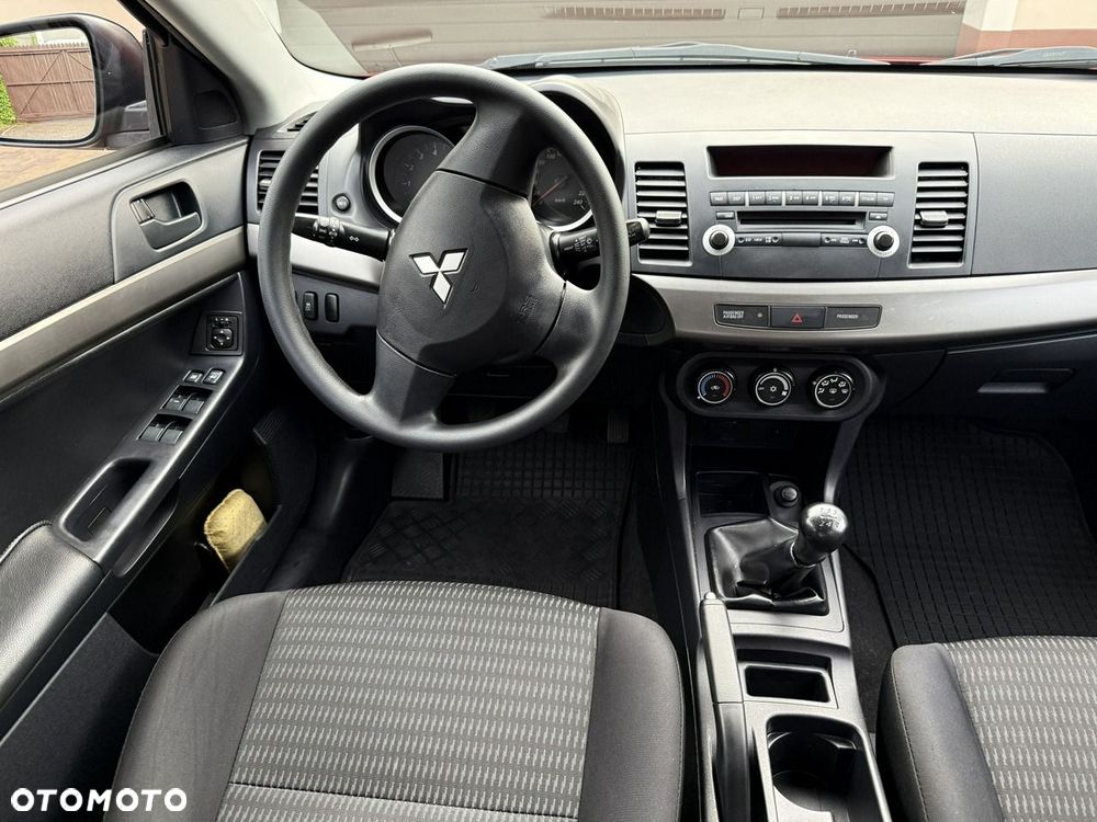 Mitsubishi Lancer Sportback 1.6 ClearTec Plus - 18
