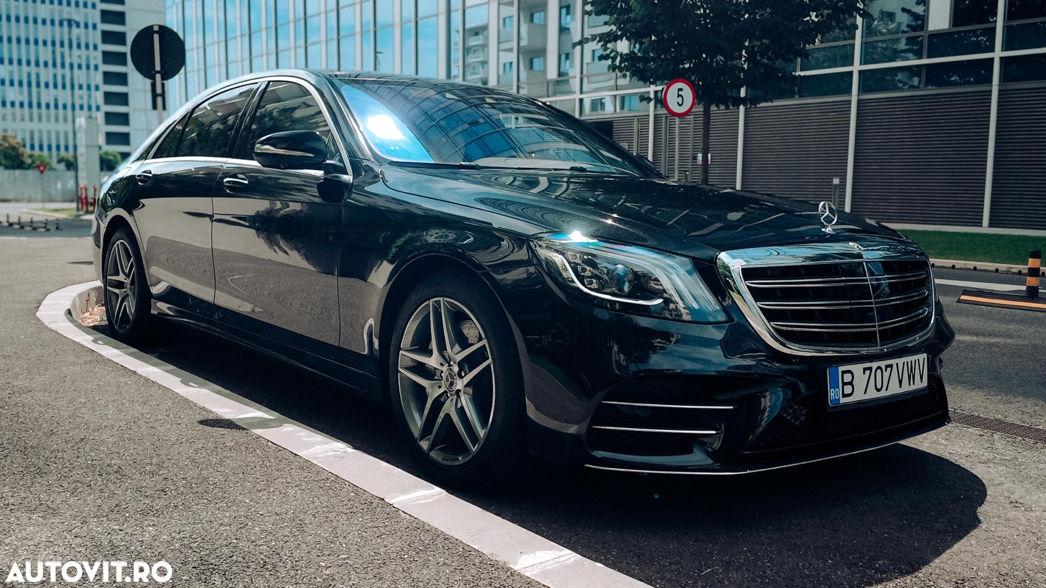 Mercedes-Benz S 400 d 4MATIC Long Aut - 3