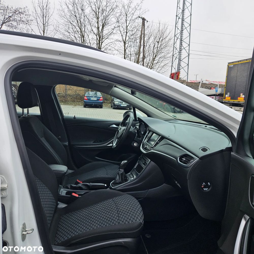 Opel Astra - 16