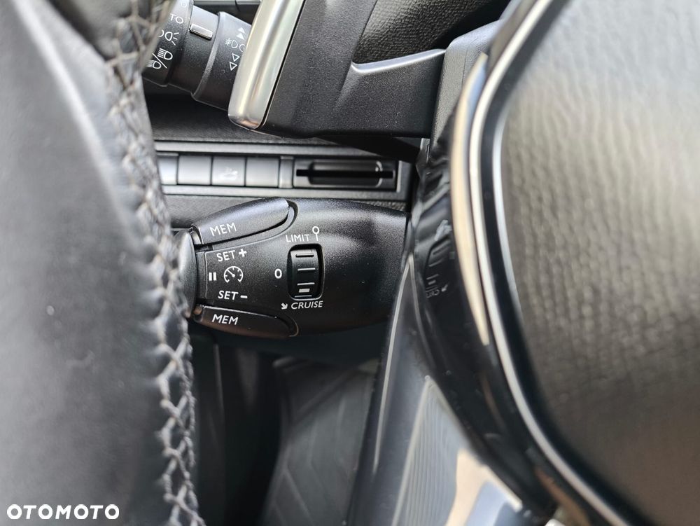 Peugeot 5008 - 33
