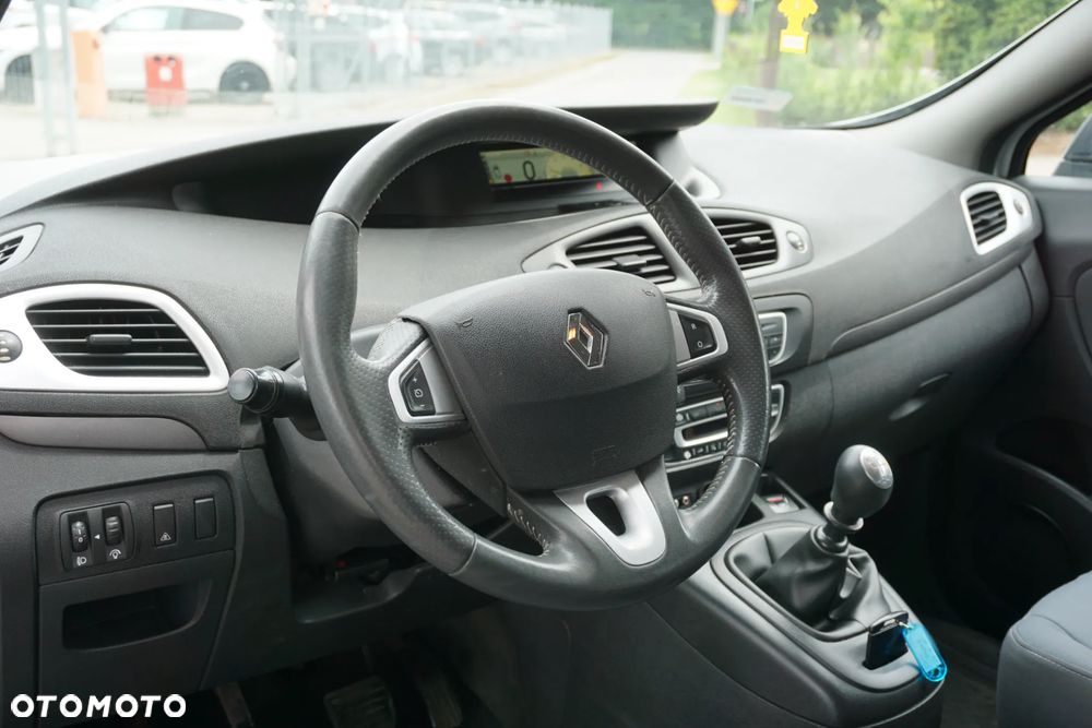 Renault Grand Scenic dCi 130 FAP Expression - 9