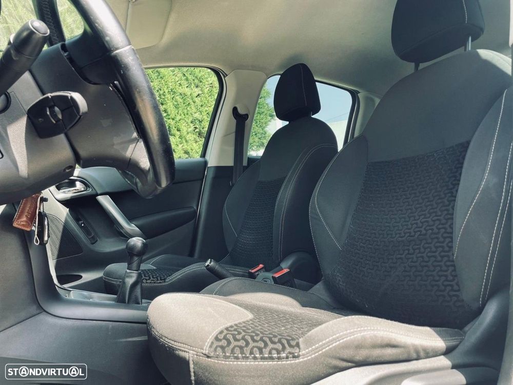 Citroën C3 1.6 e-HDi Exclusive - 6