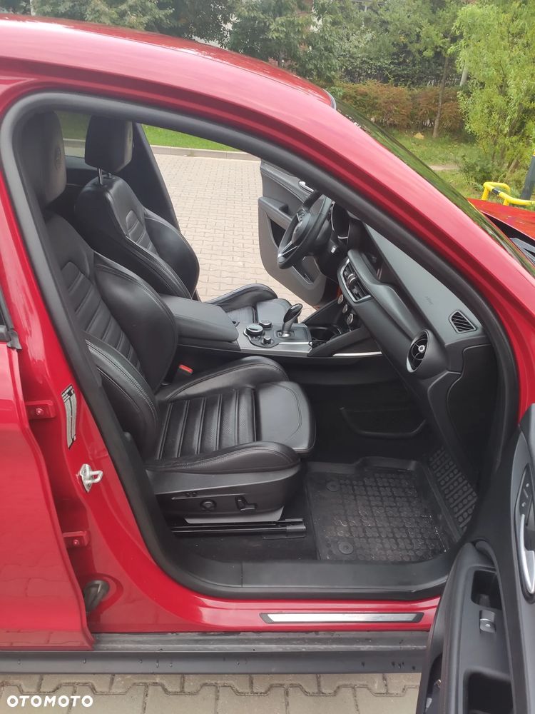 Alfa Romeo Stelvio 2.0 Turbo Executive Q4 - 7
