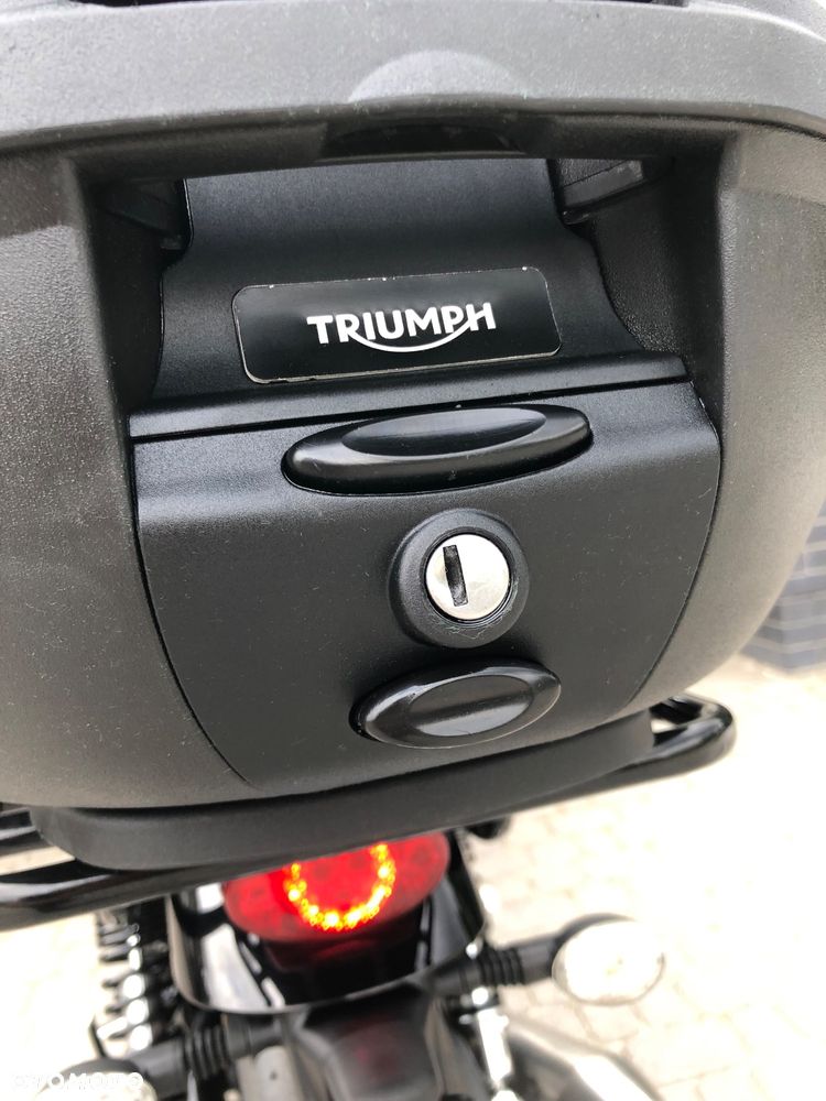 Triumph Street Twin - 25